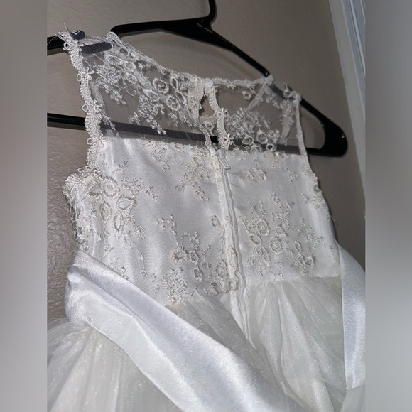 Tahari Girls Flower Girl/Baptisim Dress Girls Sz 4 - Picture 5 of 7